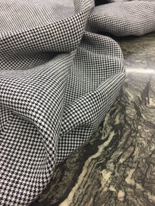 Hør "Houndstooth/Pepitatern"