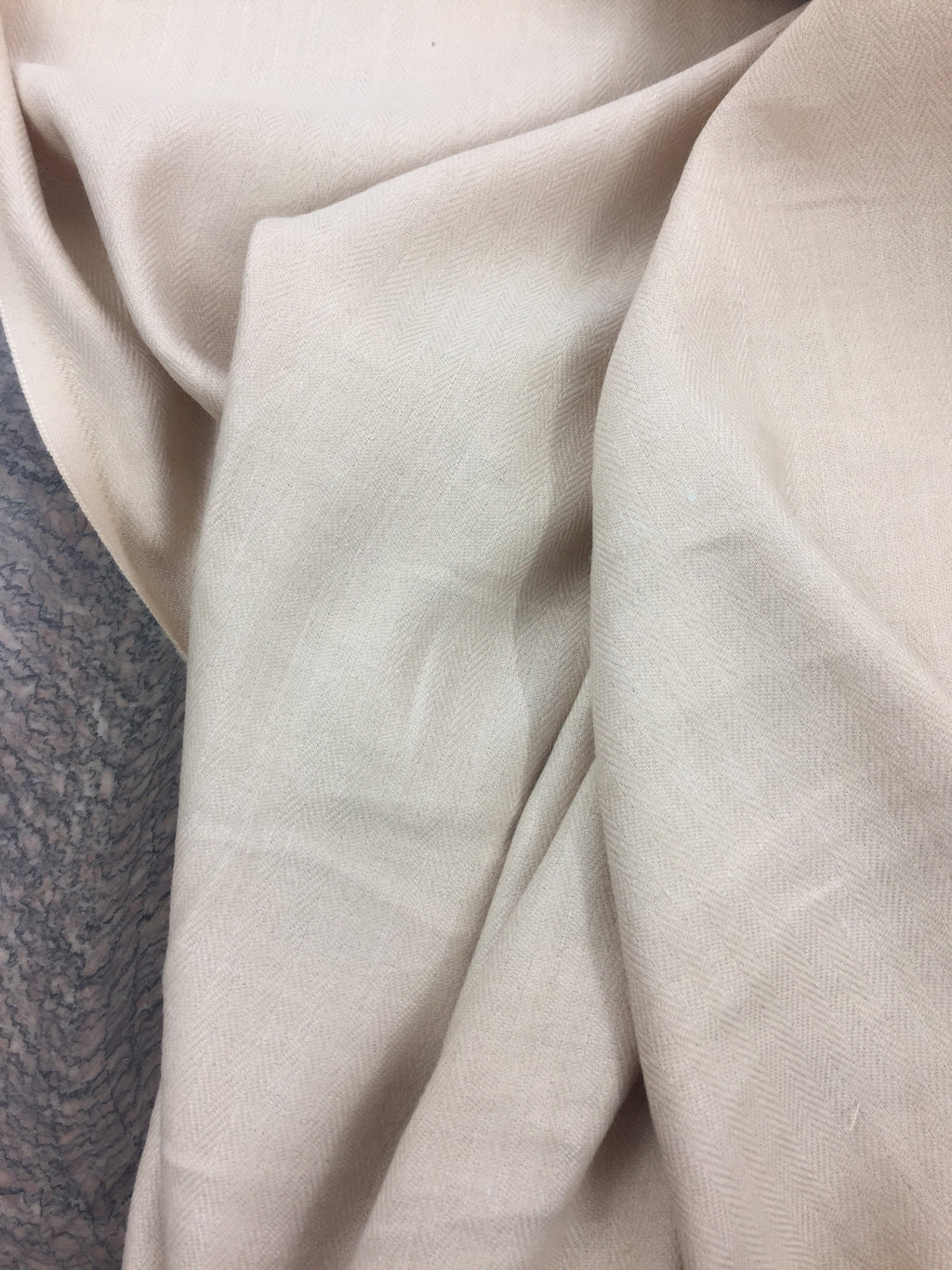 Silke "Beige"