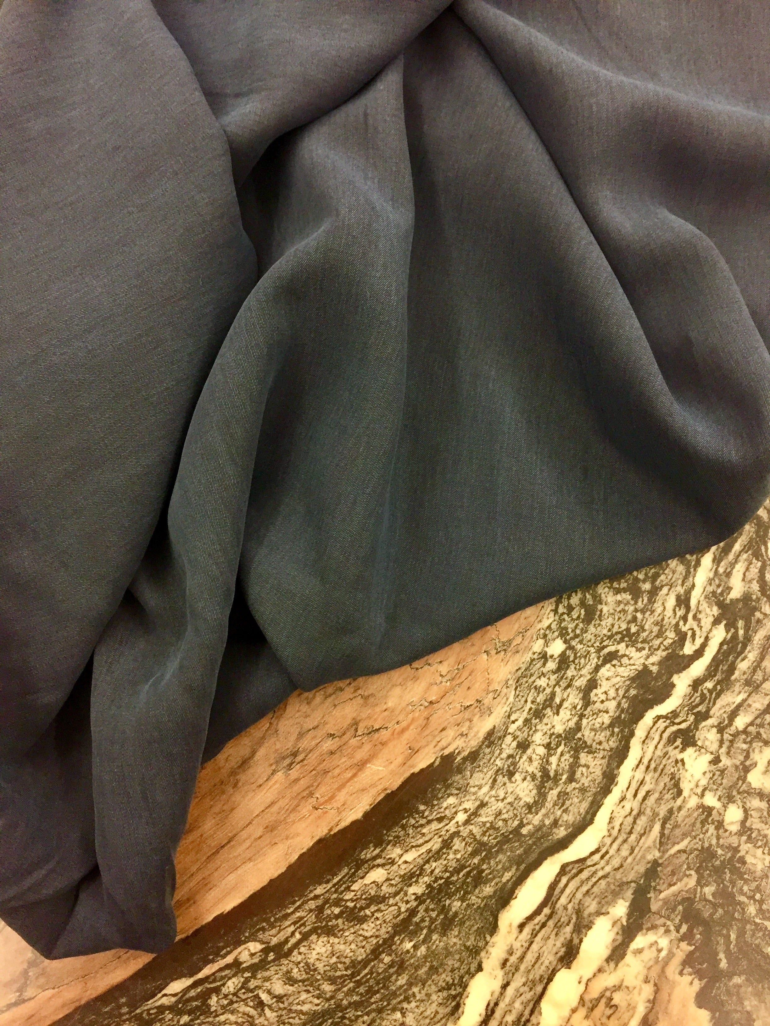Cupro viscose "Støvet blå"