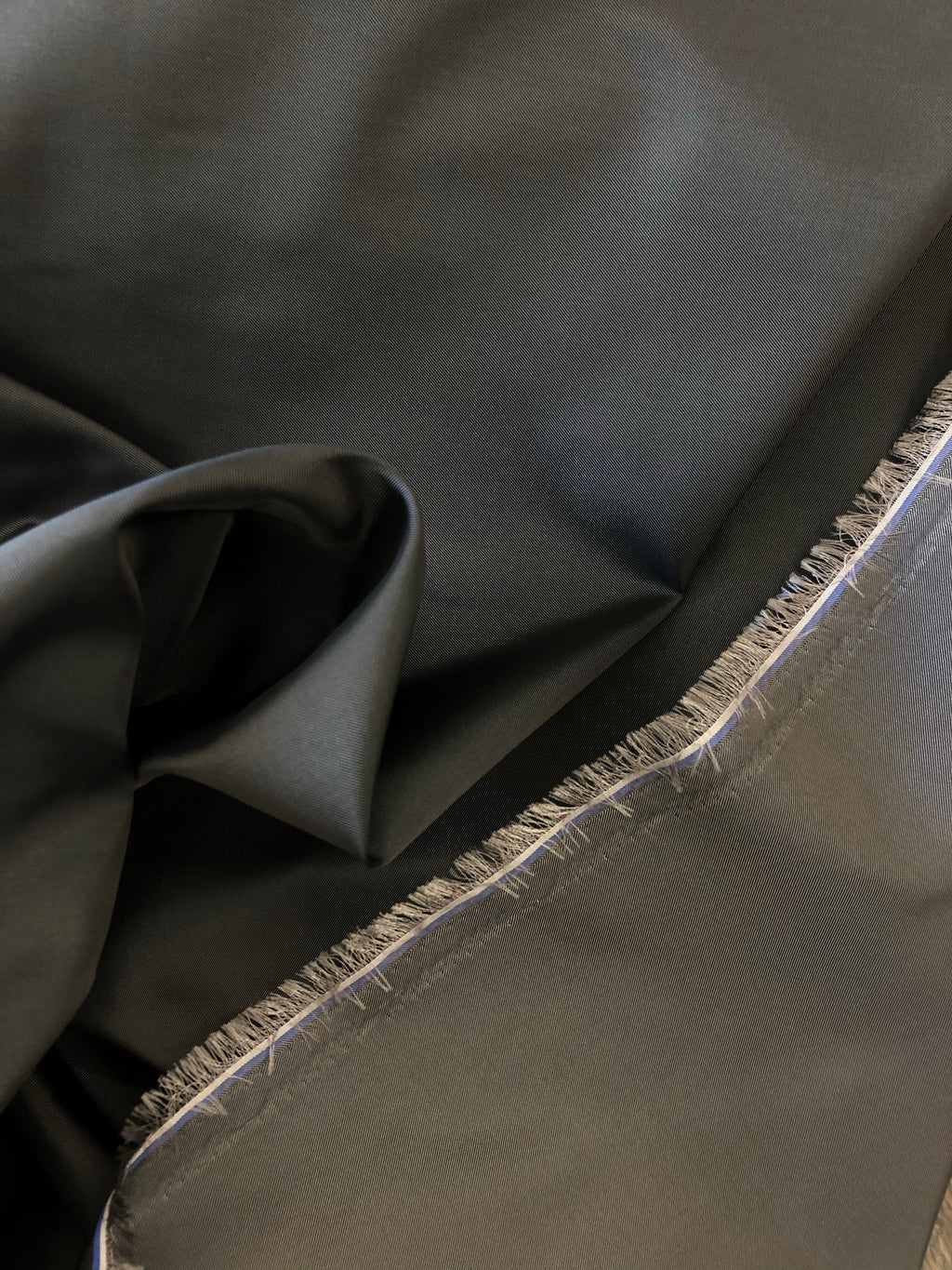 Cupro taft foer “grå”